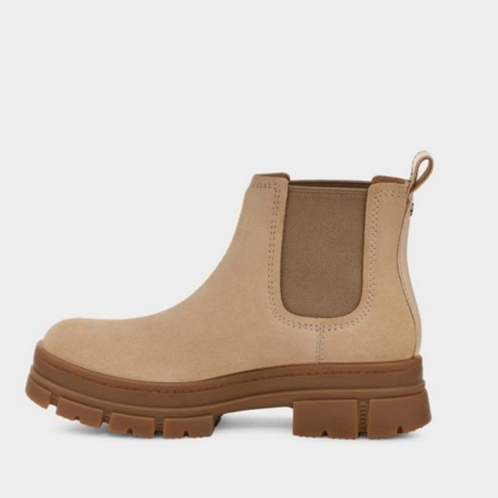 🎁 UGG Ashton Chelsea Suede Ankle Boot - Picture 2 of 9
